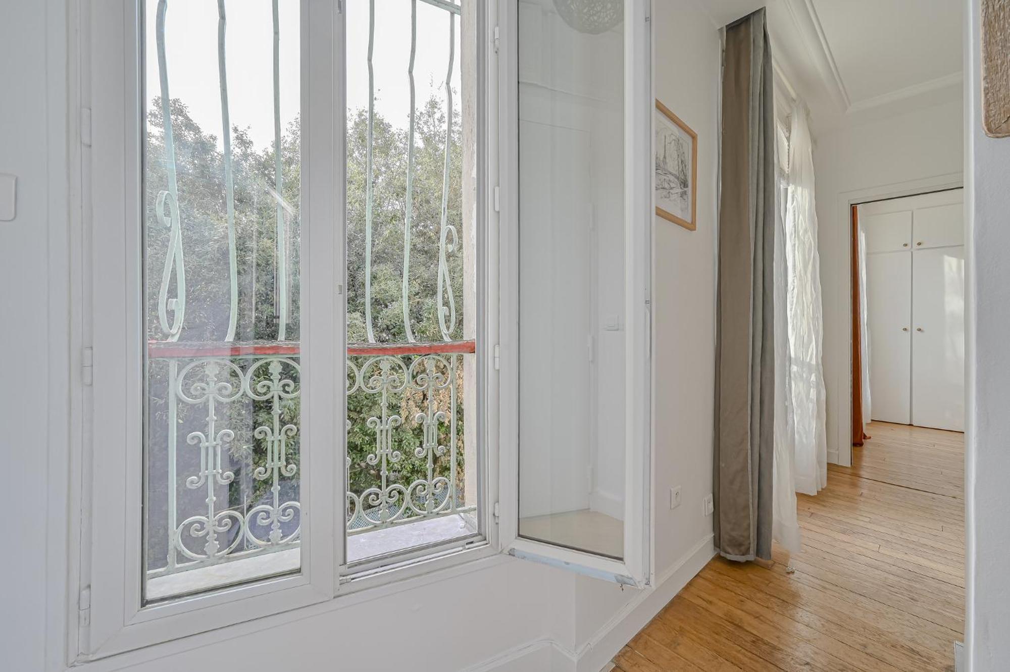 Ferienwohnung Le Poetique Niche Au Pied Du Sacre-Coeur Paris Exterior foto
